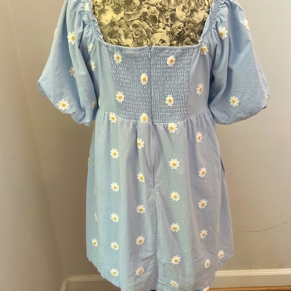 Altar’d State Blue Puffy Sleeve Daisy Dress Size Large - Picture 5 of 9